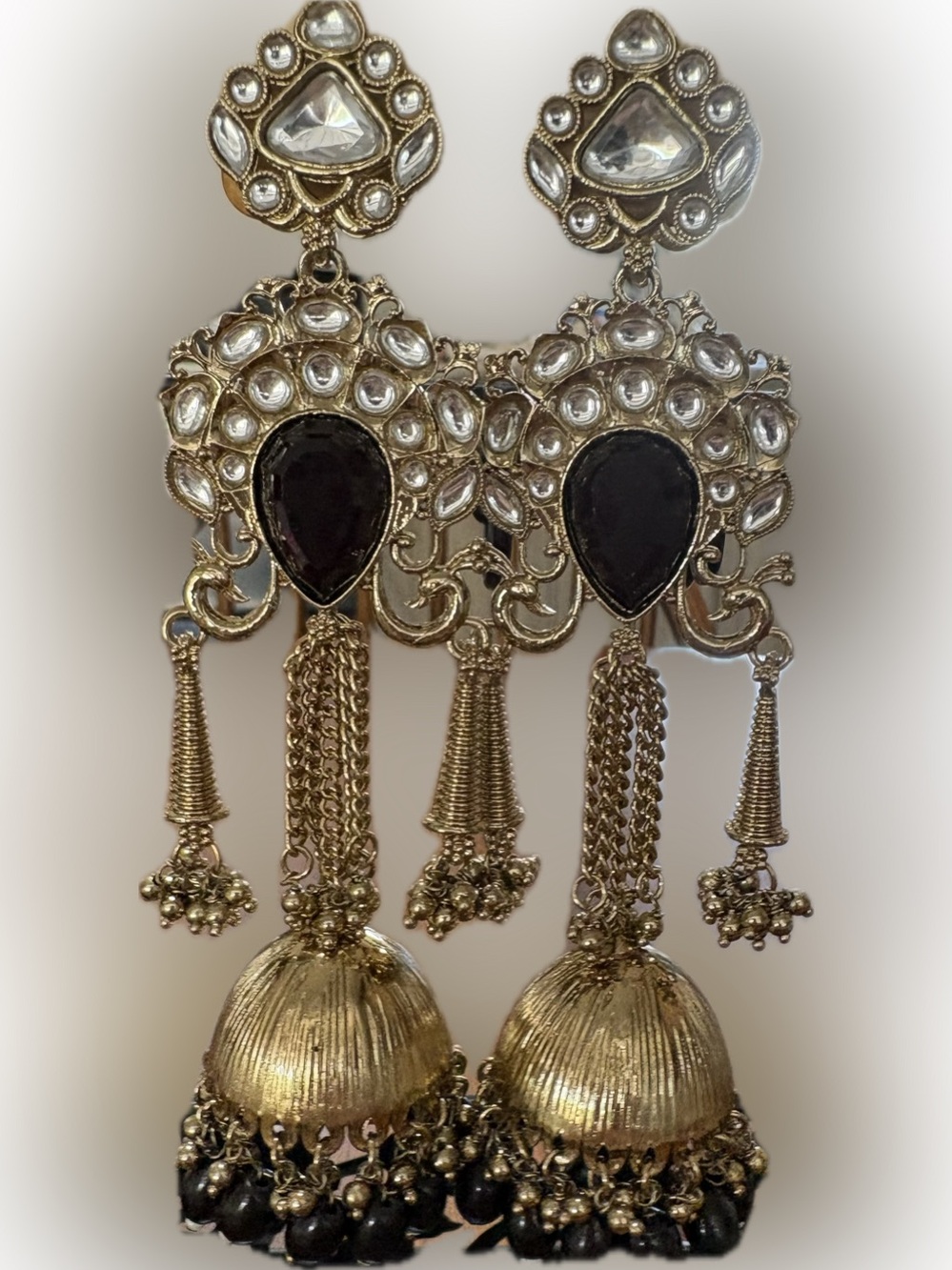 NWOT Handmade India Earrings 26.